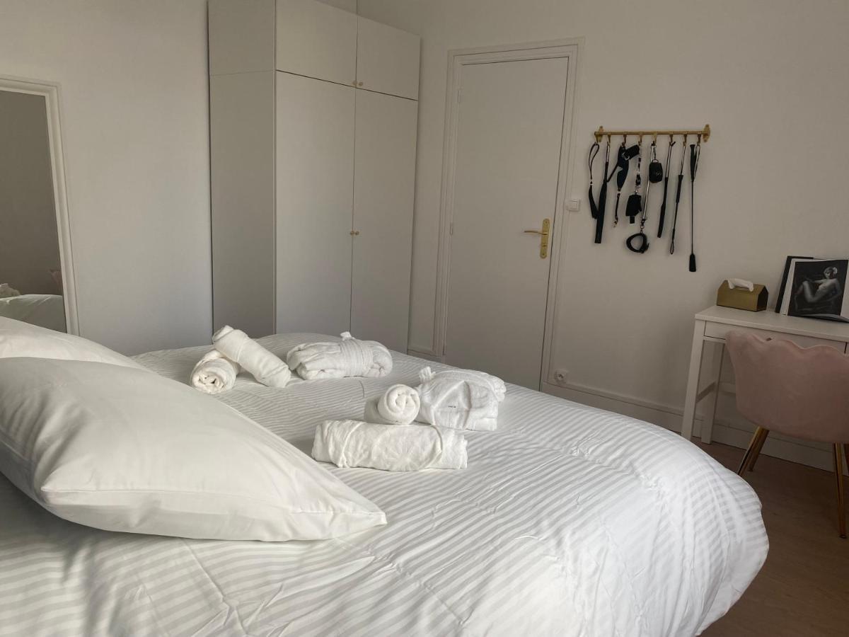 Escapade Romantique: Sauna Et Moments De Plaisir Rouen Luaran gambar